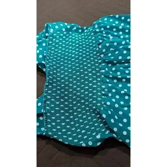 Women's strapped green with white polka dots in size 4x - Picture 7 of 8